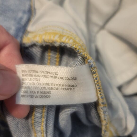 Ava Viv High Rise Light Stone Wash Jeans Size 30 PLUS Host Pick - Picture 4 of 4